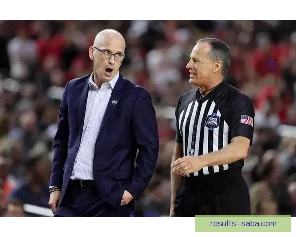 康大名帅赫尔利带队四年三度闯全美冠军赛击败伊利诺伊晋级