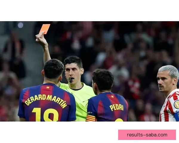 巴尔韦德妻子怒斥巴萨红牌改判：这不是红牌，球场应该关门了