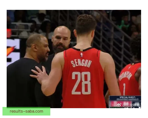 申京豪取36分14板7助火箭大胜鹈鹕勇士开拓者锁定附加赛